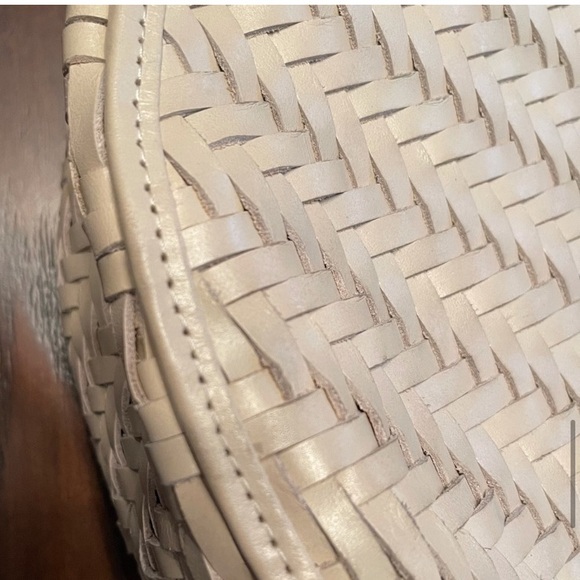 Bembien Emilia round tote - Picture 9 of 16